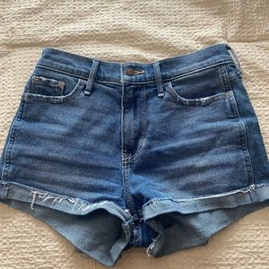 Hollister high rise short short vintage stretch size 0